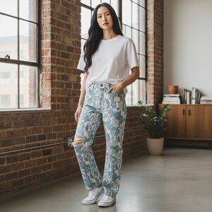 Blue Topic NWT Marbled, Distressed Jeans SIze BT 19/XXL